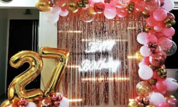 Yaariyan Balloon Decoration